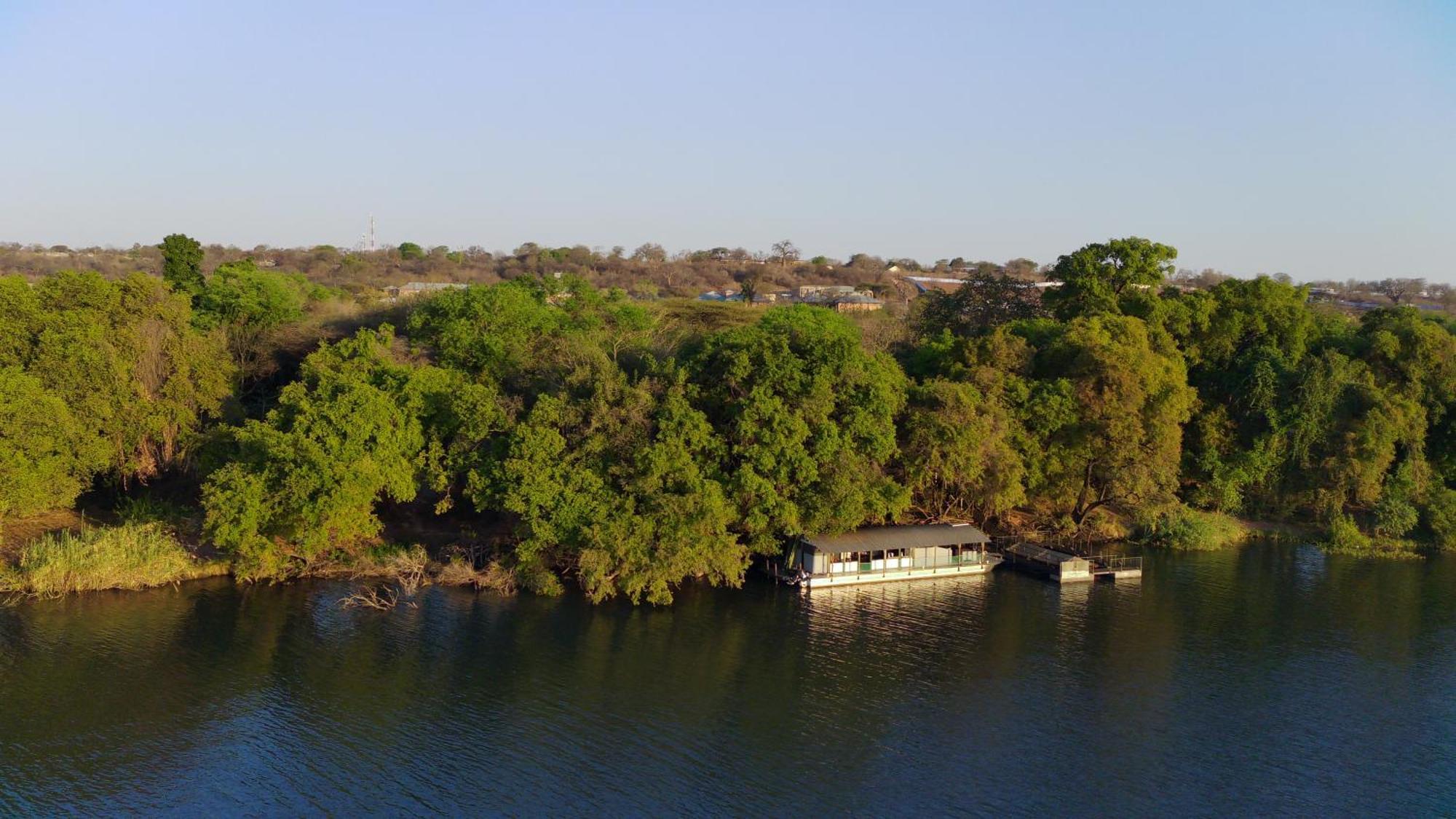 Chobe House Villa And Chalets カサネ エクステリア 写真
