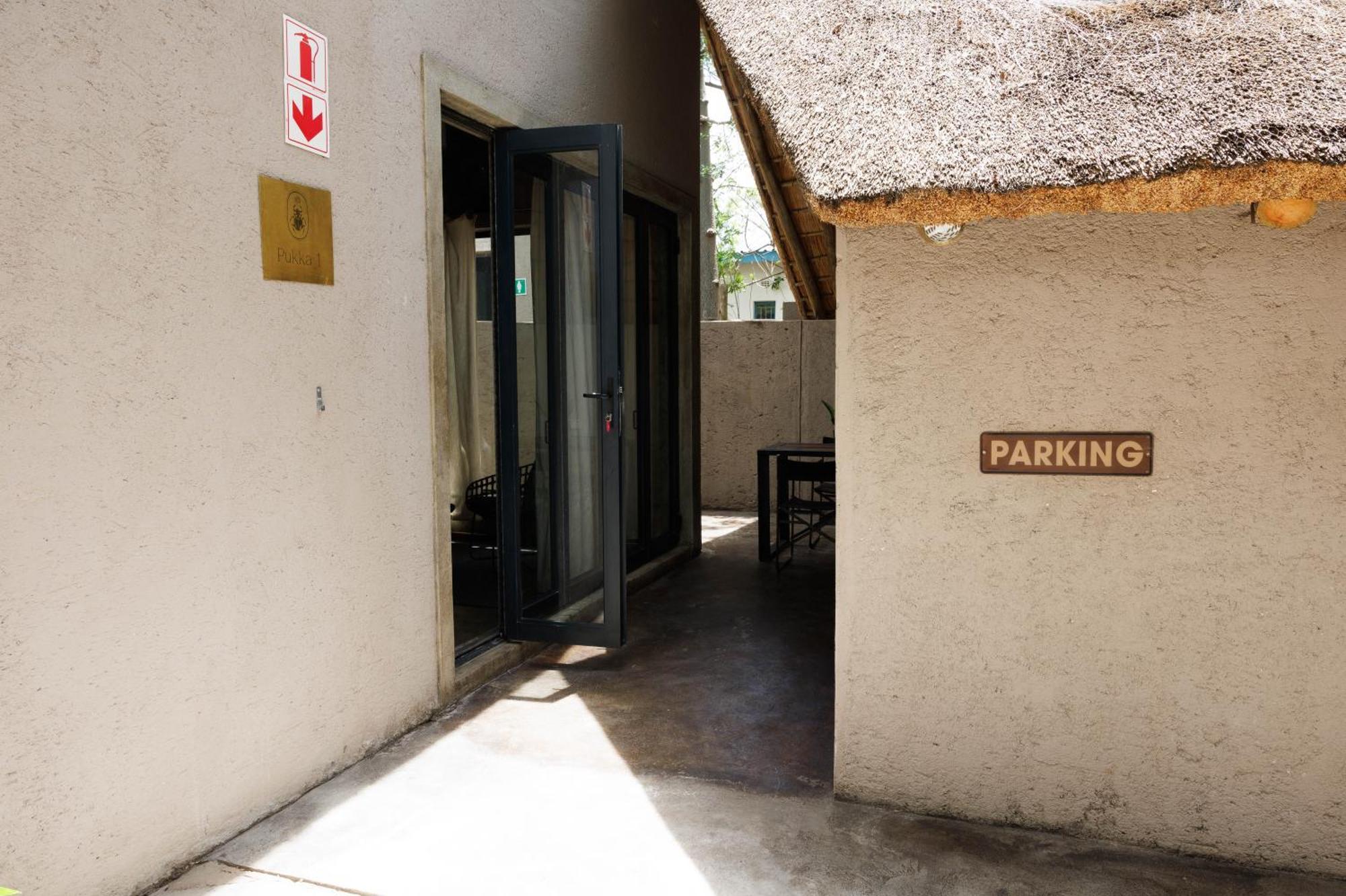 Chobe House Villa And Chalets カサネ エクステリア 写真